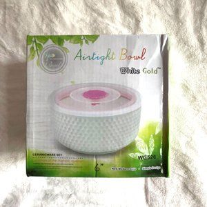 NIB Air tight Ceramic microwavable Bowl with Vent Lid 6"